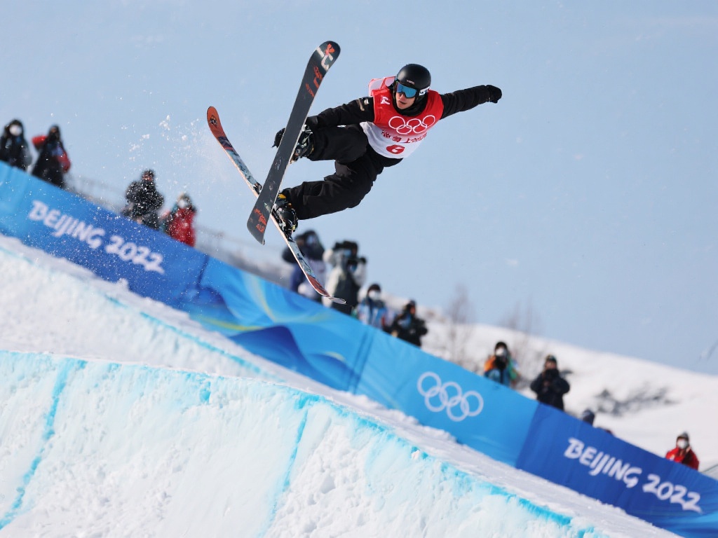 东亚杯激战：姚伟邵子钦破门，中国女足2-2战平韩国女足